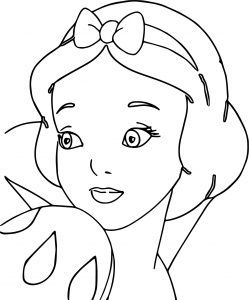 Snow White Face Coloring Page